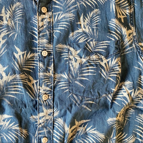 Express Medium Slim Fit Print Shirt - Picture 5 of 7